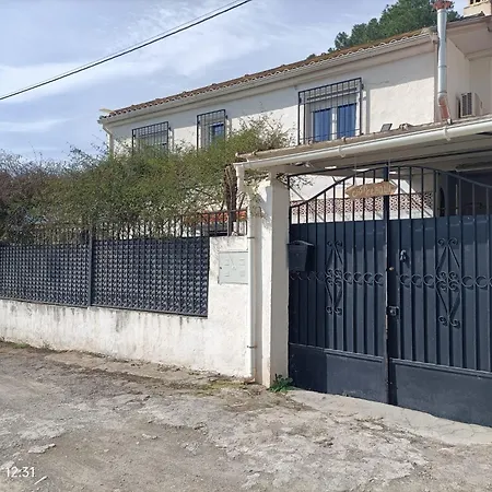 Casaelaqui Homestay Atarfe